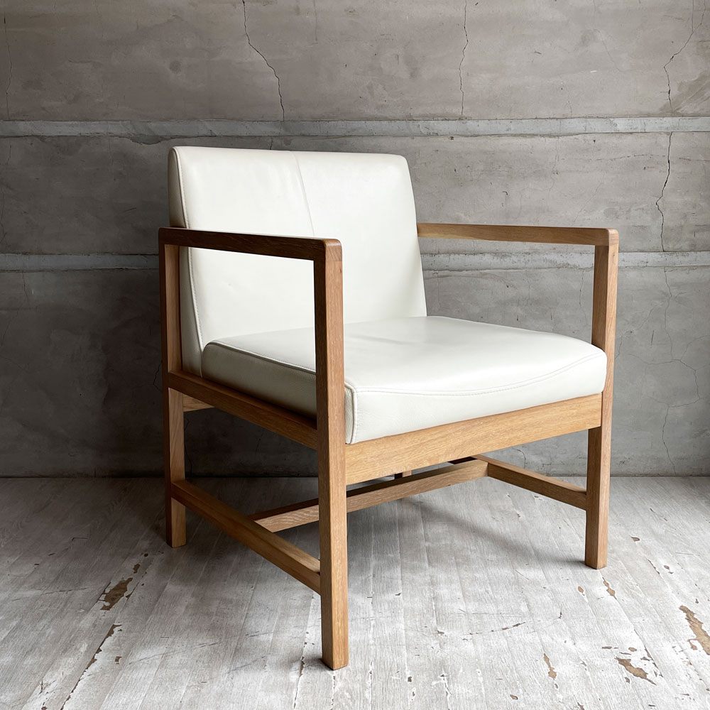 シギヤマ家具 シティ City C-41 LDチェア ダイニングチェア オーク材 PVCレザー ホワイトカラー 岩倉榮利 参考定価￥44,600- 廃番 ♪