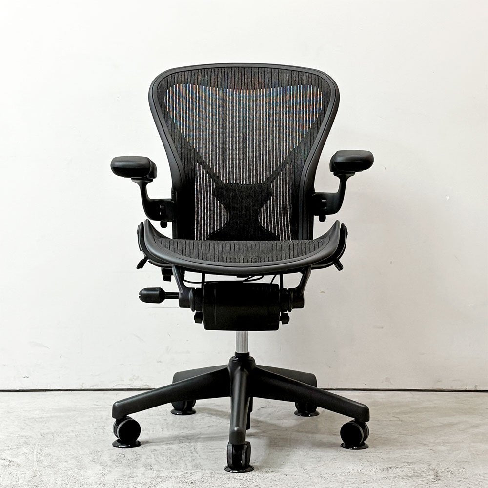 ハーマンミラー Herman Miller アーロンチェア クラシック Bサイズ ポスチャーフィット フル装備 グラファイトベース デスクチェア オフィスチェア ●