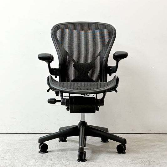 ハーマンミラー Herman Miller アーロンチェア クラシック Bサイズ ポスチャーフィット フル装備 グラファイトベース デスクチェア オフィスチェア ●