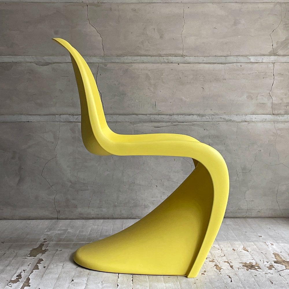 ヴィトラ vitra パントンチェア Panton Chair イエロー 屋内外使用可 ヴェルナー・パントン 旧モデル 廃番カラー ミッドセンチュリー スペースエイジ B♪