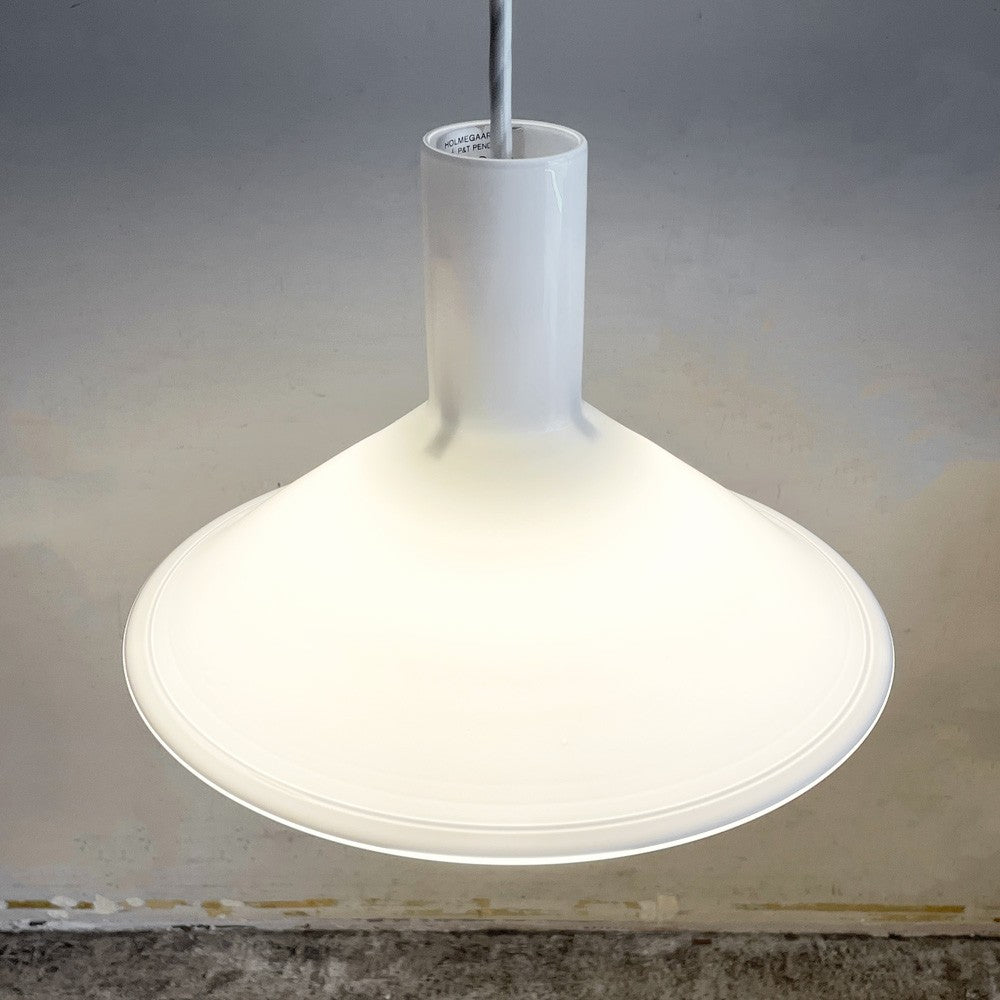 ホルムガード Holmegaard P＆T PENDEL ペンダントライト ホワイトガラス 32cm マイケル・バング デンマーク ビンテージ 北欧照明 ■