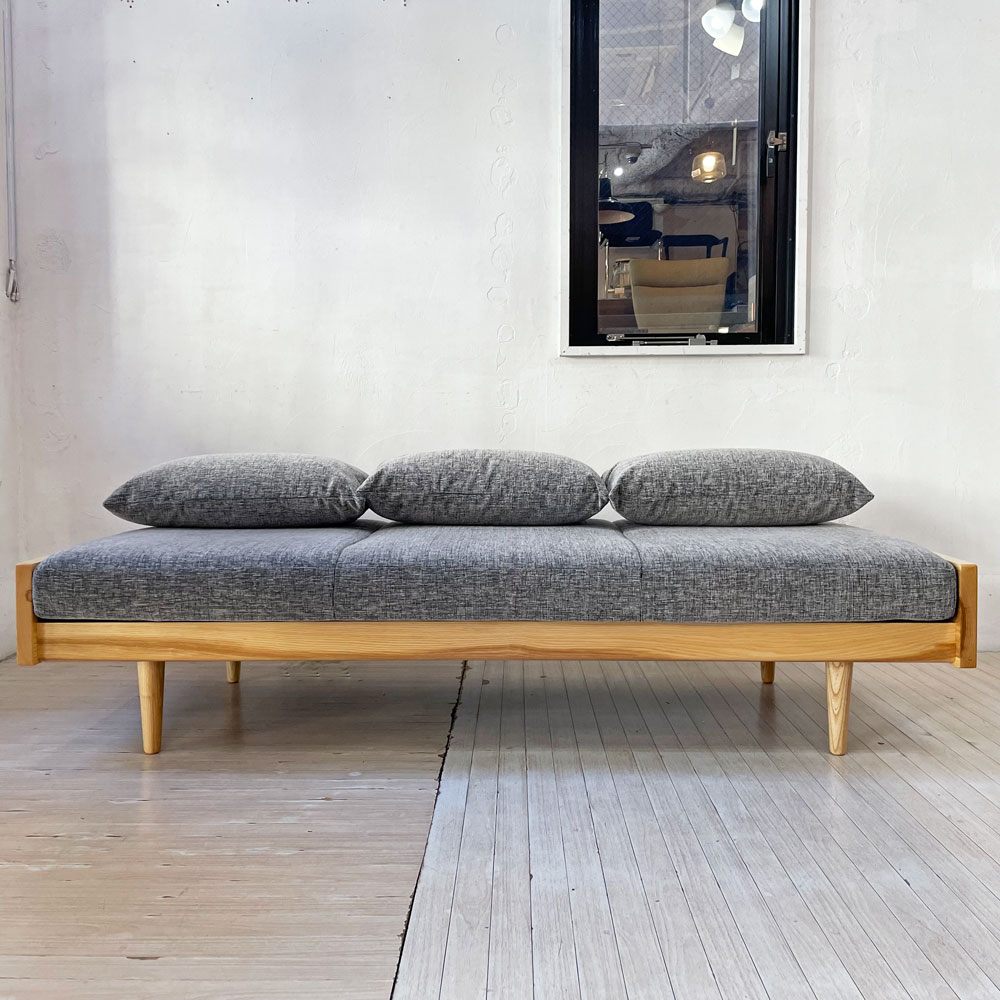 グラフ graf × 相合家具 SOGO adシリーズ デイベッドベンチ Day bed bench グレー系ファブリック ホワイトアッシュ材 美品  ★