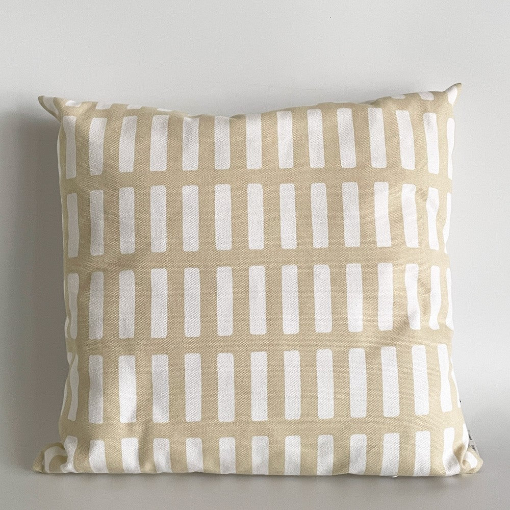アルテック artek シエナ クッションカバー Siena Cushion Cover サンド × ホワイト インナークッション付 W40×D40 北欧雑貨 デンマーク ■