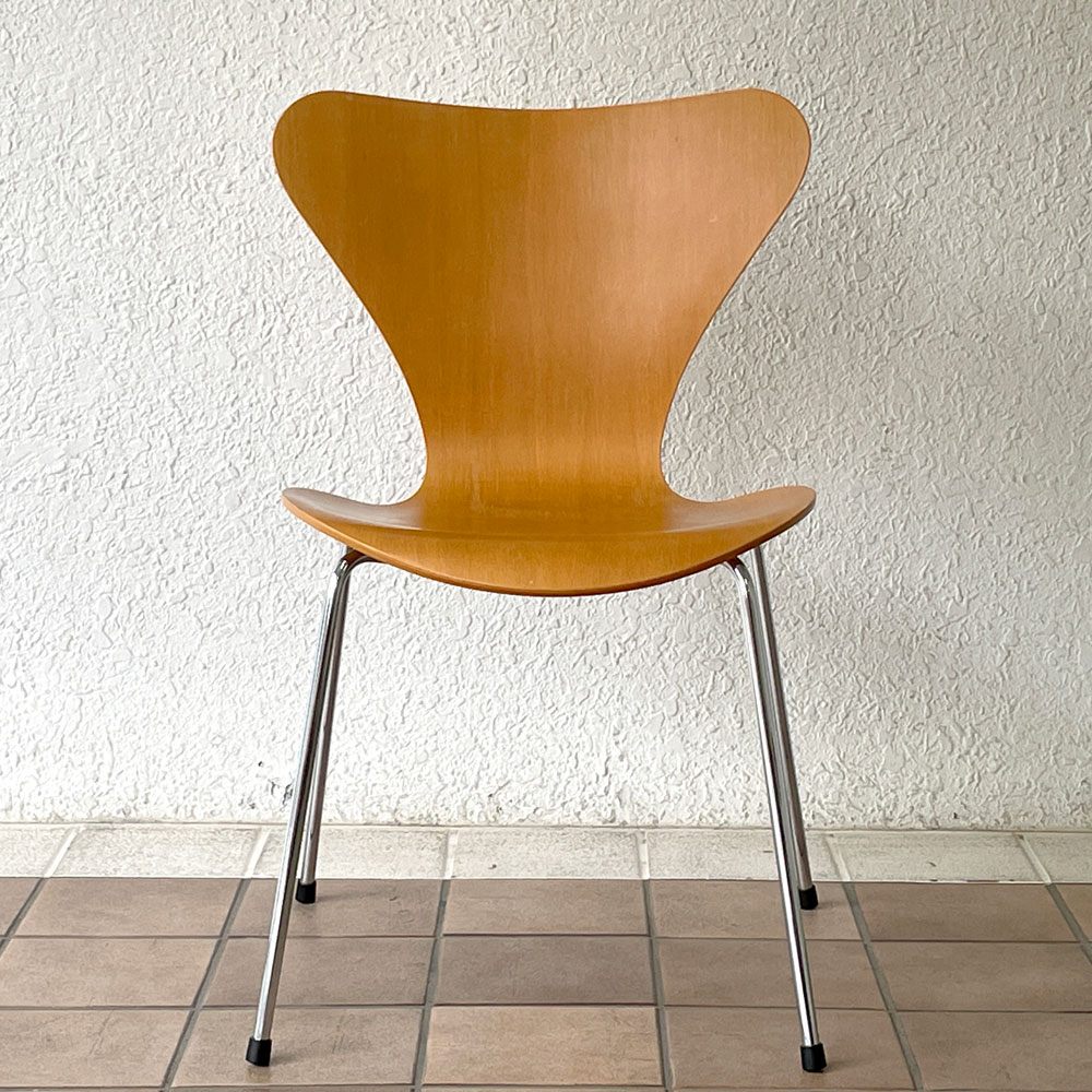 フリッツハンセン Fritz Hansen セブンチェア ビーチ材 ナチュラル アルネ・ヤコブセン Arne Jacobsen スタッキング デンマーク 北欧家具 B ◇