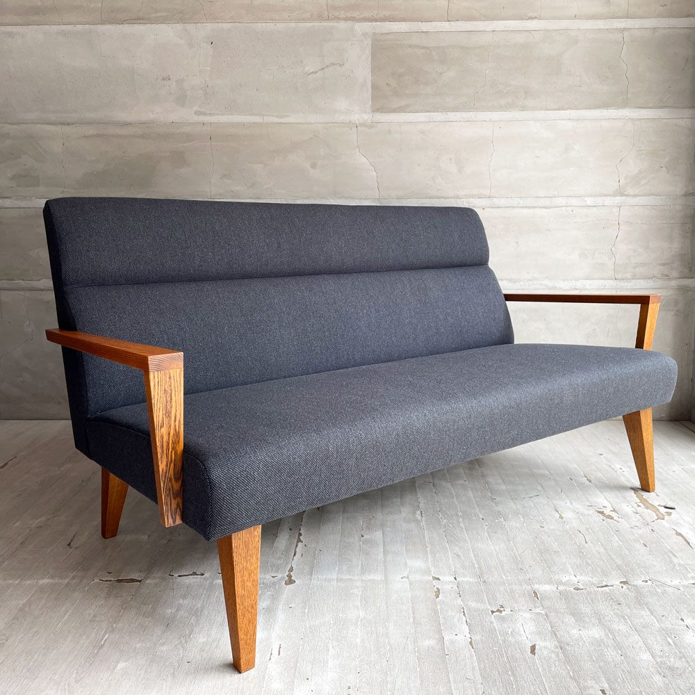 トラックファニチャー TRUCK FURNITURE ロビー LOBBY 2Pソファ 2人掛け オーク無垢材 グレー系ファブリック 新品張替済 廃番希少 ♪