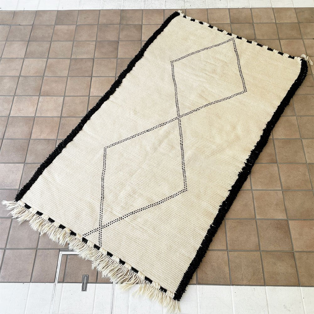 ベニワレン Beni Ouarain ラグ 絨毯 ホワイト×ブラック 羊毛 ウール 手織り ハンドメイド モロッコ 225×130cm ◇