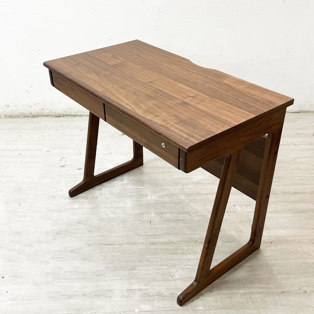 一世紀 ISSEIKI FRINK-2 DESK 90 デスク 学習机 オフィス パソコンデスク  ウォールナット材 電源タップ2口 鍵付き抽斗 B ●