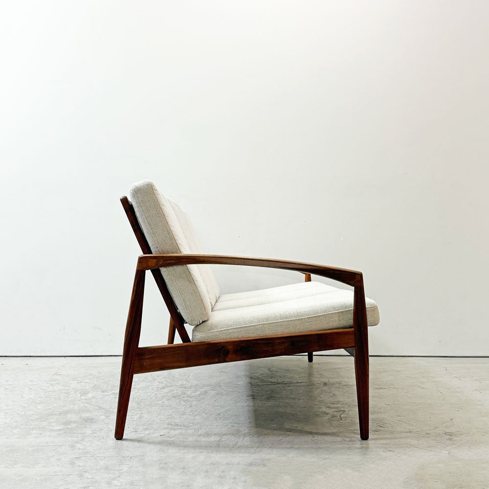 宮崎椅子製作所 ペーパーナイフソファ Paper Knife Sofa 3P 3人掛け ウォールナット材 ホワイト系 ファブリック カイ・クリスチャンセン ●