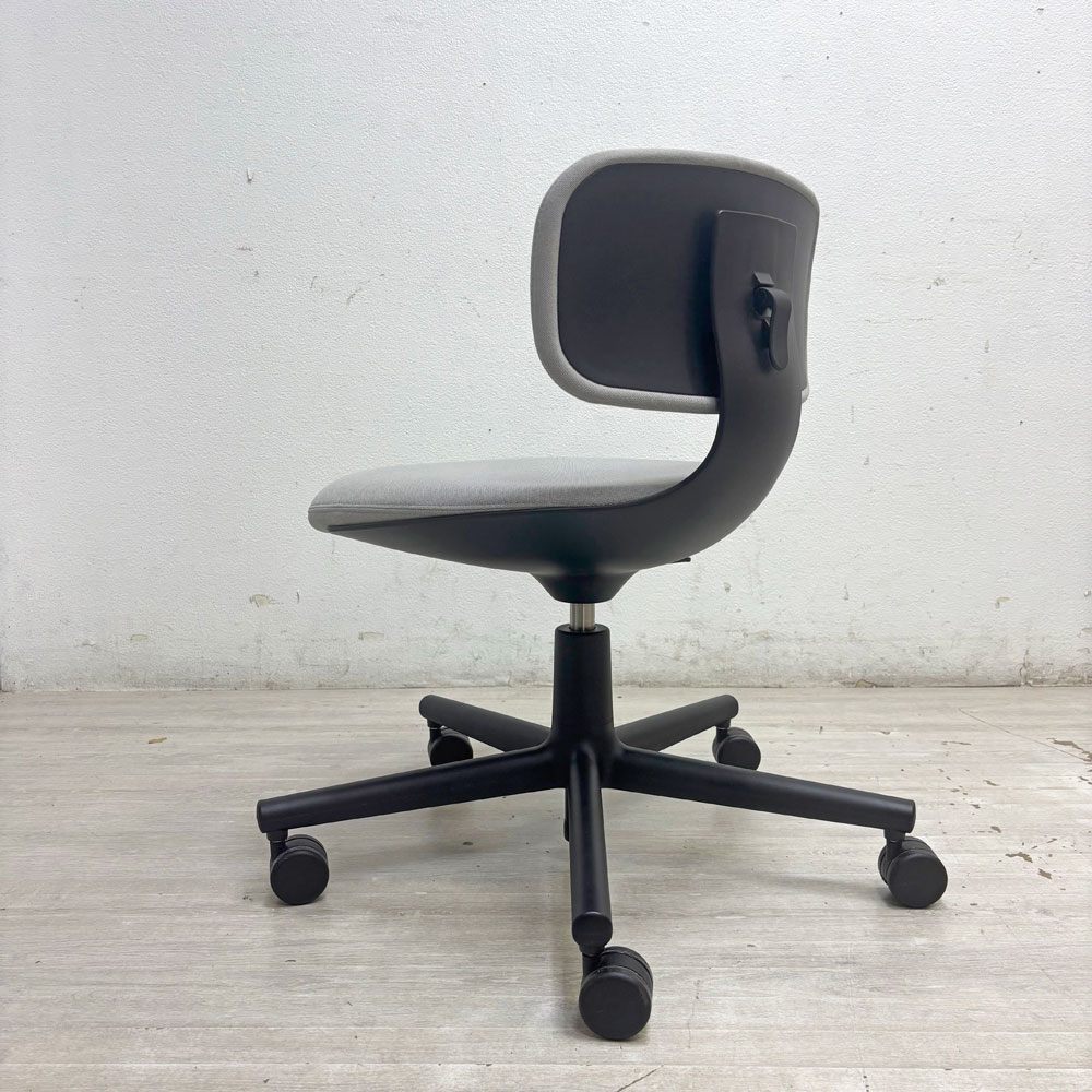 ヴィトラ vitra ルーキー Rookie デスクチェア キャスターチェア コンスタンチン・グルチッチ グレー系 ファブリッック 定価￥78,100-  B ●