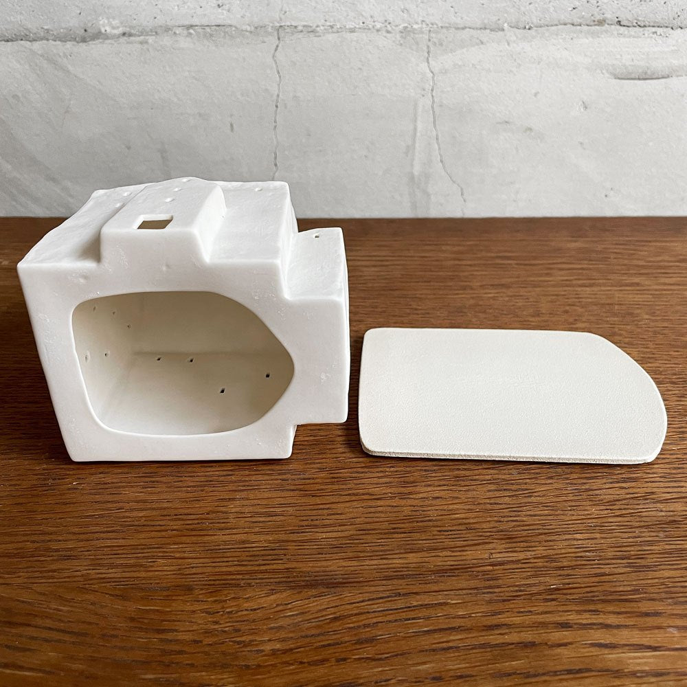 アトリエルンド atelje Rund スモーヒュース Smahus 煙突ひとつの家 キャンドルホルダー 陶器 北欧雑貨 スウェーデン 水野寿子 SCOPE取扱 ♪