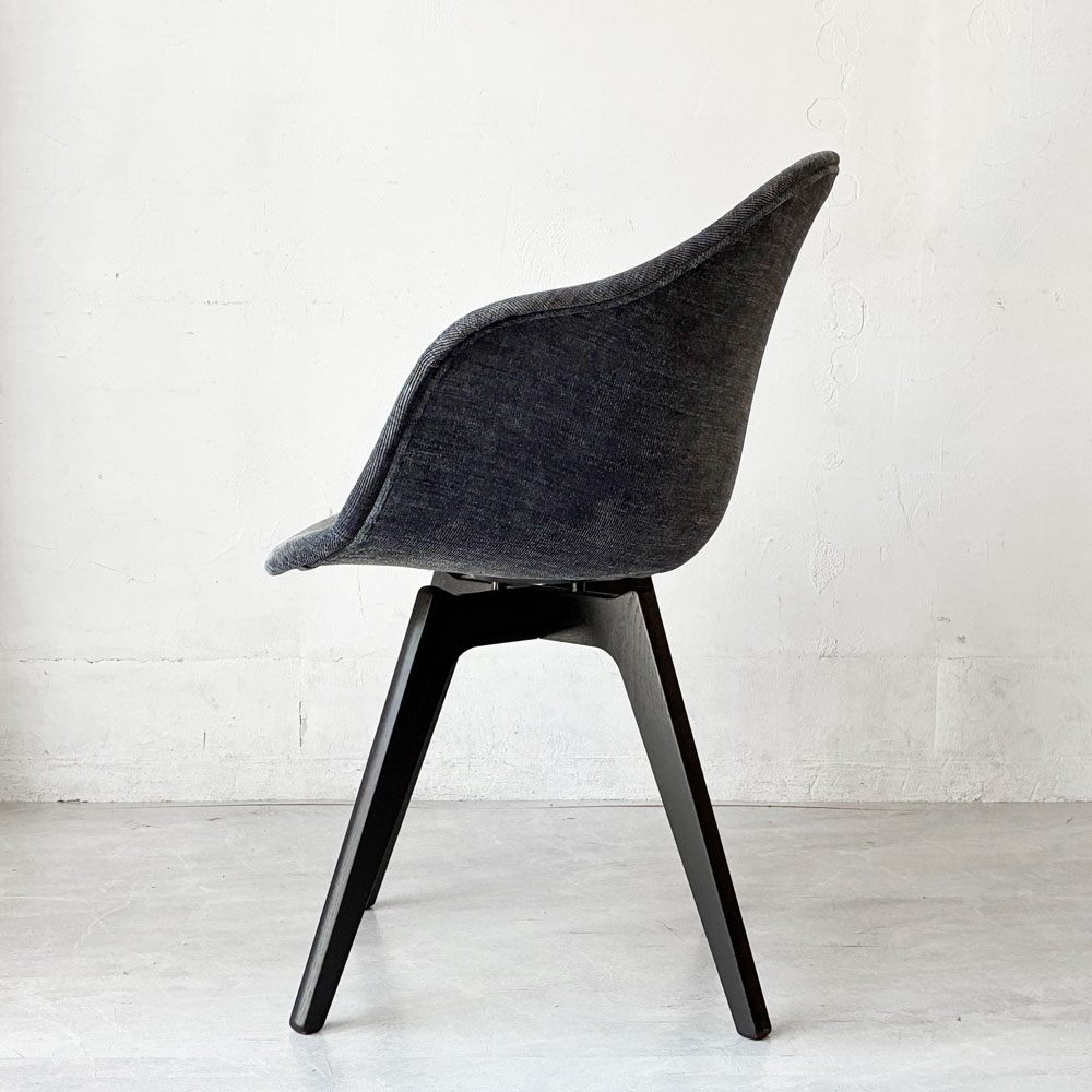 ボーコンセプト BoConcept アデレード ADELAIDE アームチェア ダイニングチェア オーク材 ネイビー コーデュロイ デンマーク 北欧家具 ★