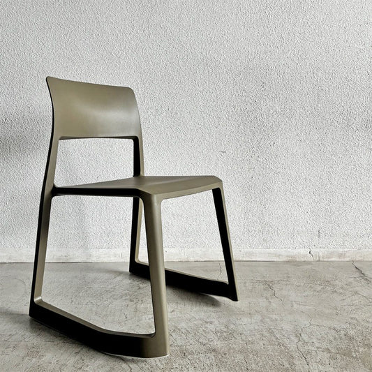 ヴィトラ Vitra ティプトン Tip Ton ワークチェア ダイニングチェア デスクチェア オリーブ スタッキング チルト機能 現行定価￥47,300- 未使用保管品 B 〓