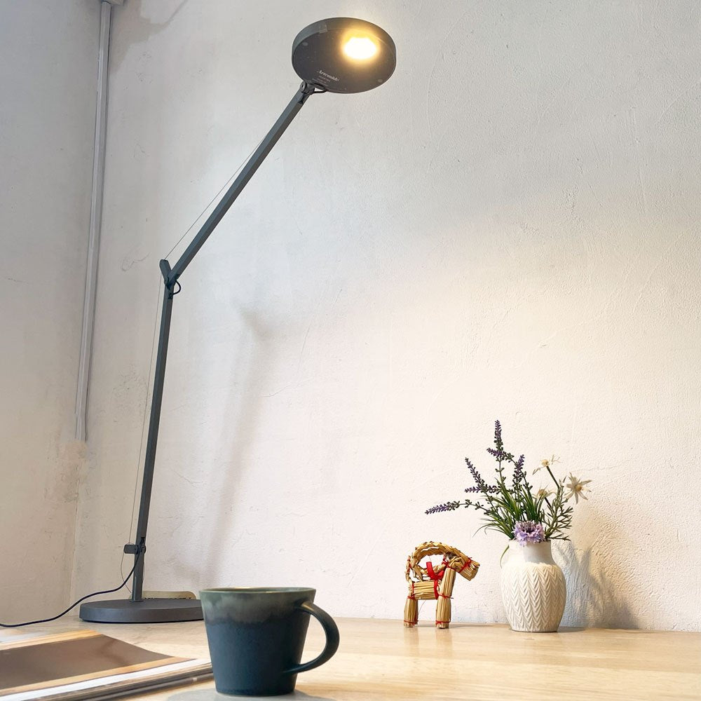 アルテミデ Artemide デメトラ DEMETRA LED テーブルライト デスクライト 無段階調光機能 深澤直人 展示品 箱付き 参考定価￥126,500- ★