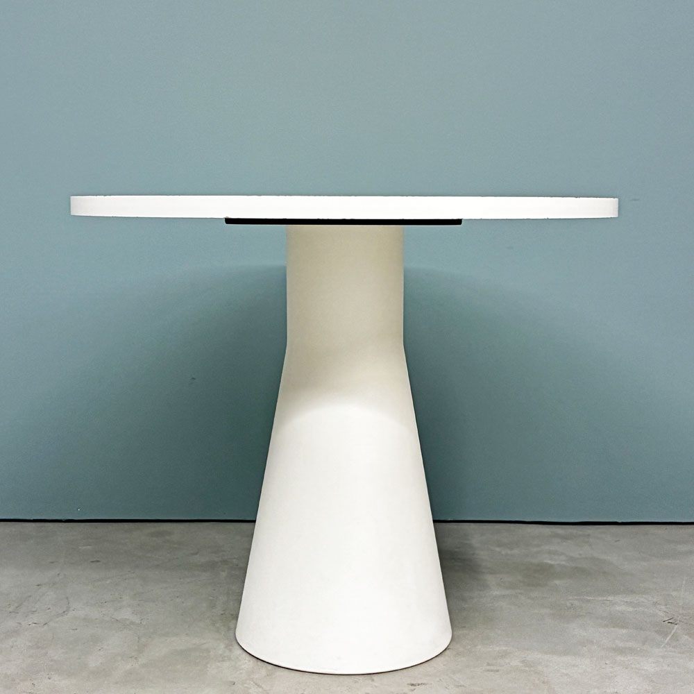 アンドリューワールド Andreu World リバーステーブル REVERSE カフェテーブル BM4520 オーク材天板 ラウンド Φ90cm 参考定価￥222,200- ◎