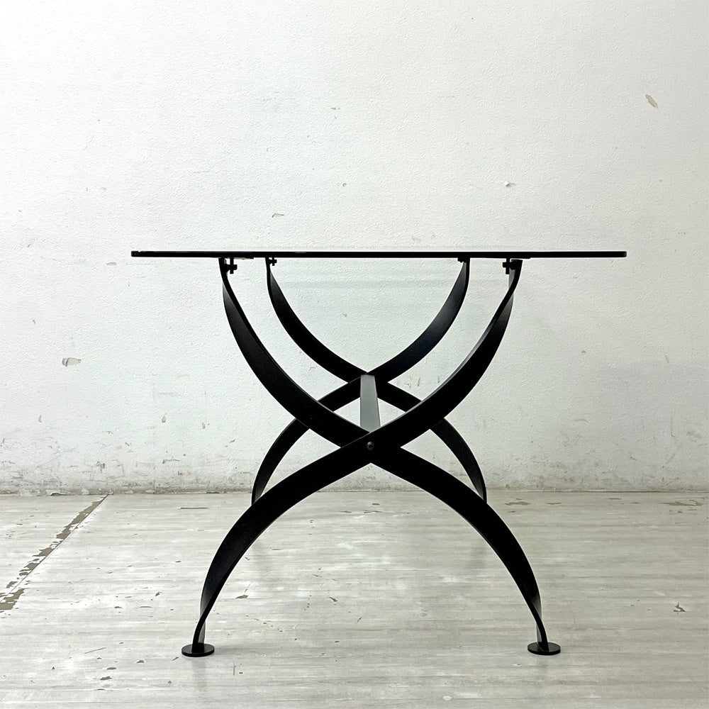 アイアンフレーム ガラストップ ダイニングテーブル クロスレッグ インダストリアルデザイン W159cm ●