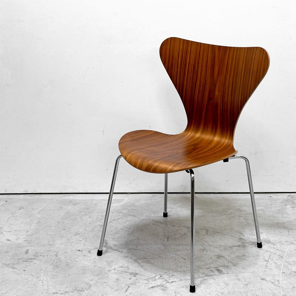 フリッツハンセン Fritz Hansen セブンチェア Seven Chair ダイニングチェア アルネヤコブセン Arne Jacobsen ウォールナット材 北欧家具 B●