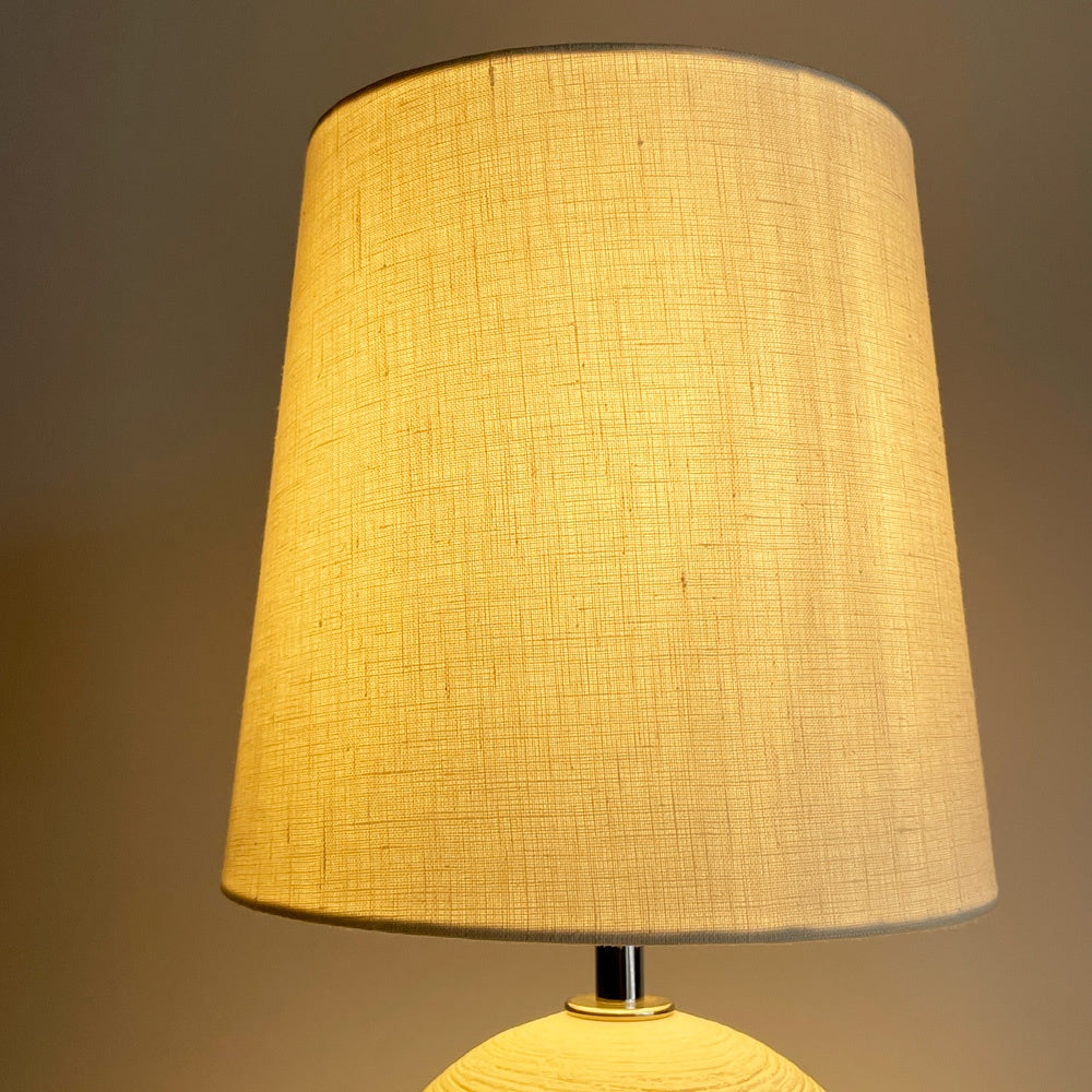 ワイルドウッド Wildwood ミニランプ ガーデニア mimi lamp Gardenia テーブルランプ ホワイト リネン生地シェード 信楽焼 陶器 参考定価￥32,010- ■