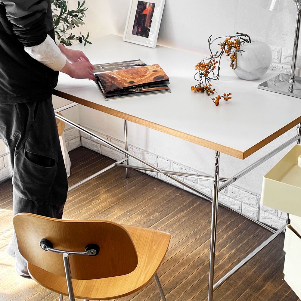 リチャードランパート RICHARD LAMPERT アイアーマン テーブル デスク クロームフレーム W140cm エゴン・アイアーマン ドイツ 定価：￥258,500- ◎