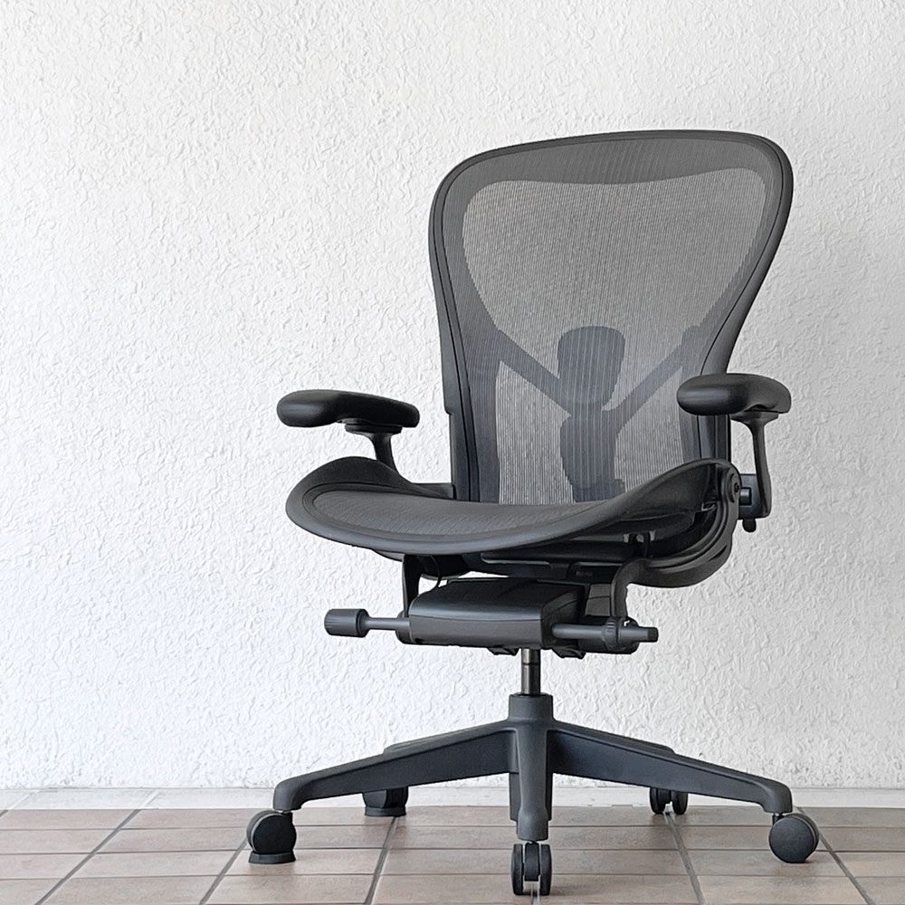 ハーマンミラー Herman Miller アーロンチェア リマスタード フル装備 Cサイズ グラファイトベース ポスチャーフィット 2024年製 ◇