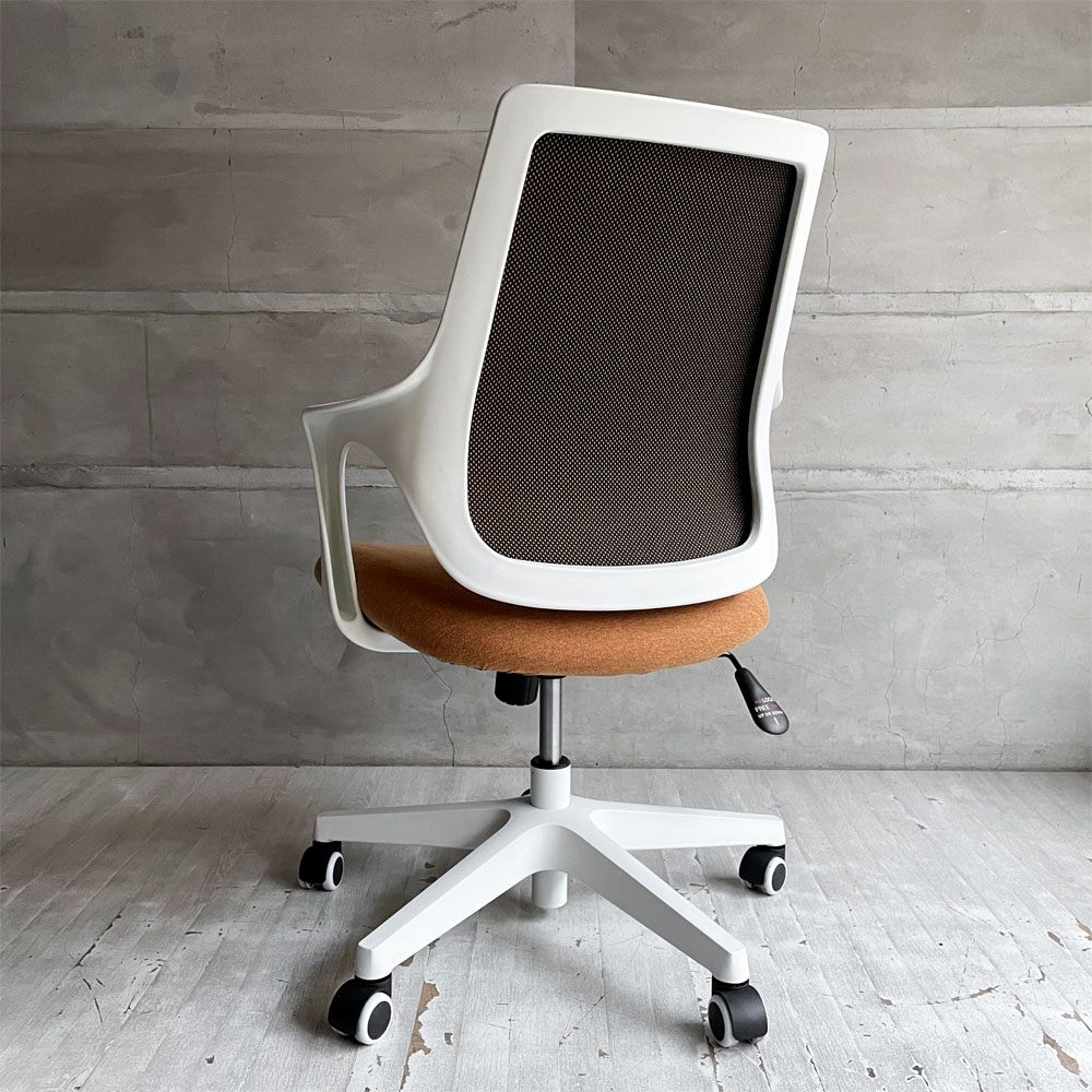 ラピフェリ Lapifeli ロッティ Lotti オフィスチェア デスクチェア 関家具 パンプキンオレンジ  キャスターベース ♪