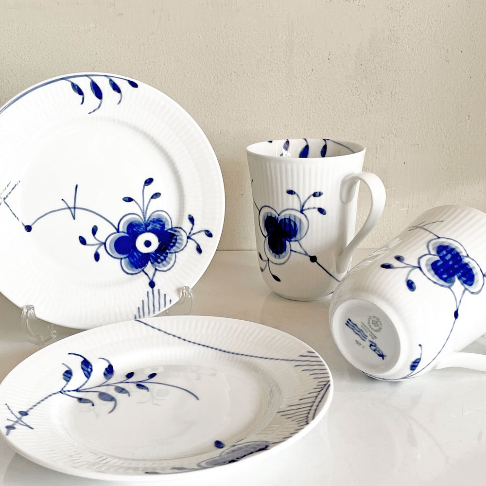 ロイヤルコペンハーゲン ROYAL COPENHAGEN ブルーフルーテッド メガ Blue Fluted Mega マグ マグカップ 北欧 デンマーク A ■
