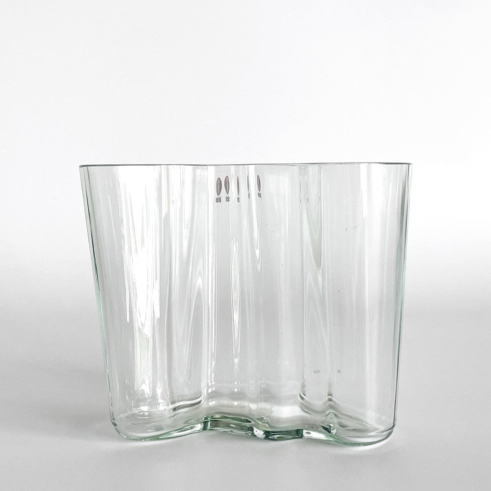 イッタラ iittala アルヴァ・アアルト コレクション Alvar Aalto ベース 95mm クリア 1937 140周年記念 限定品 フラワーべース 花瓶 フィンランド 北欧雑貨 箱付 希少 ■