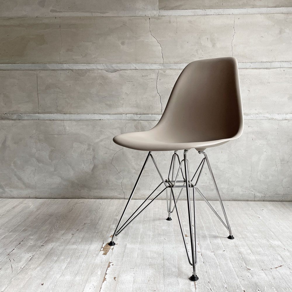 ハーマンミラー Herman Miller サイドシェルチェア ポリプロピレン製 エッフェルベース C&R イームズ ミッドセンチュリー ココア 定価￥¥67,100-♪