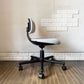 ヴィトラ vitra ルーキー Rookie デスクチェア キャスターチェア ライトグレーファブリック ×ディープブラック 高さ調整可 コンスタンチン・グルチッチ 定価￥78,100- ◎