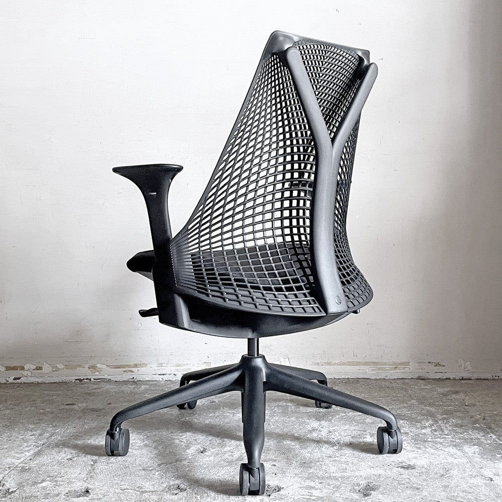 ハーマンミラー HermanMiller セイルチェア SAYL Chair ブラック サスペンションミドルバック アジャスタブルアーム イヴ・ベアール ■