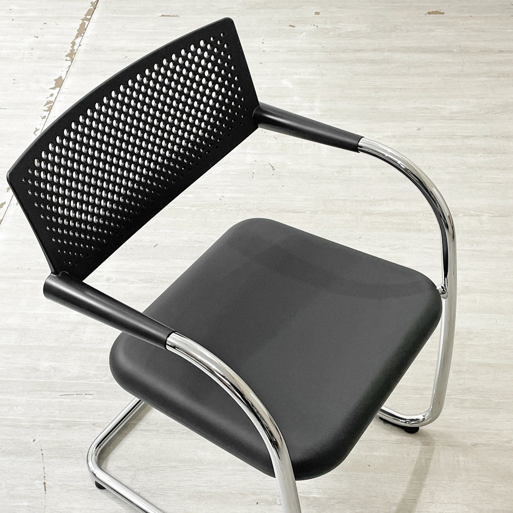 ヴィトラ vitra ビザビ2 Visavis2 アームチェア デスクチェア スタッキングチェア カンティレバー ブラック×ブラック アントニオ・チッテリオ ●