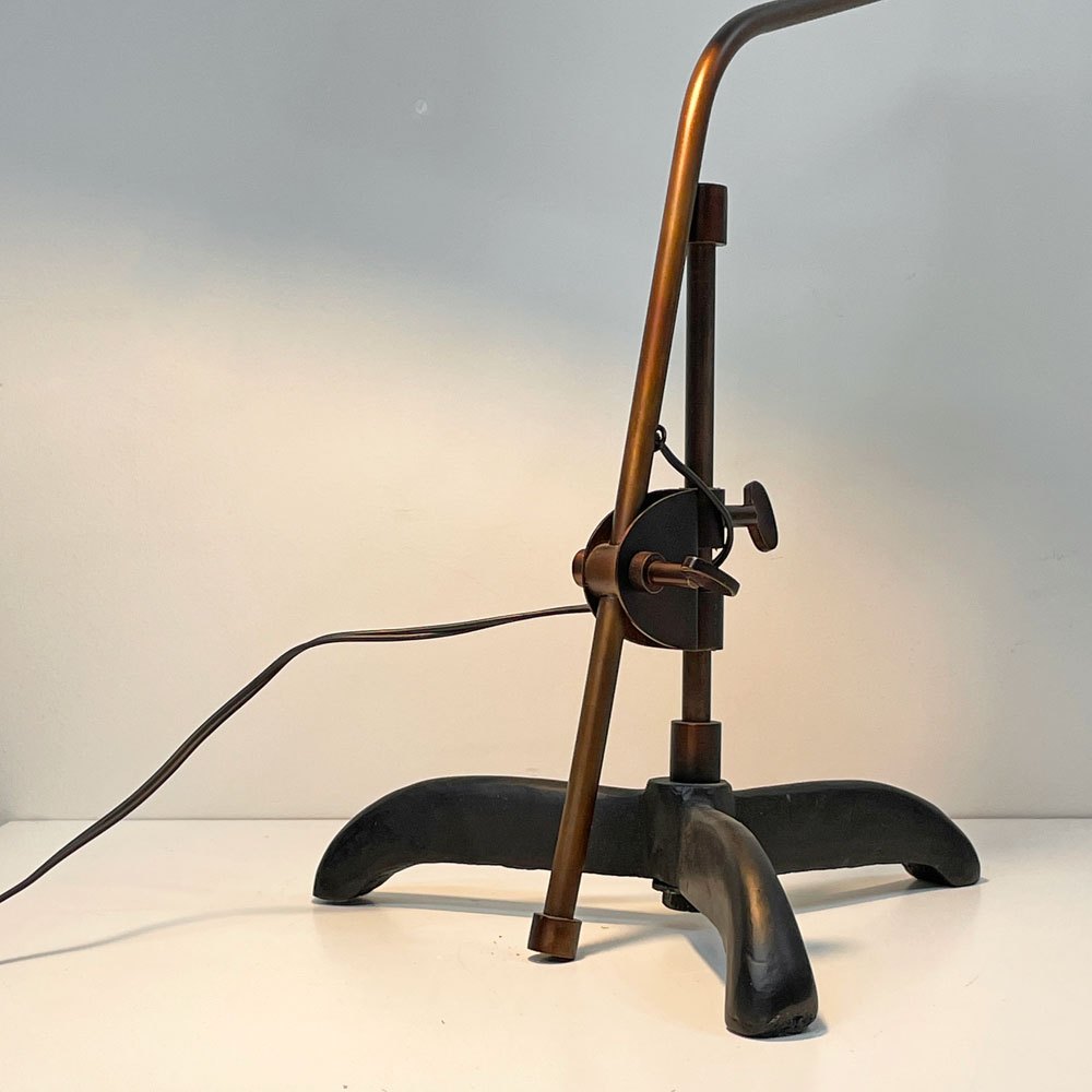 デカール DECAL テーブルランプ スタンドライト テーブルランプ スチール ブラス アンティーク ダークブロンズ仕上げ インダストリアルデザイン ●