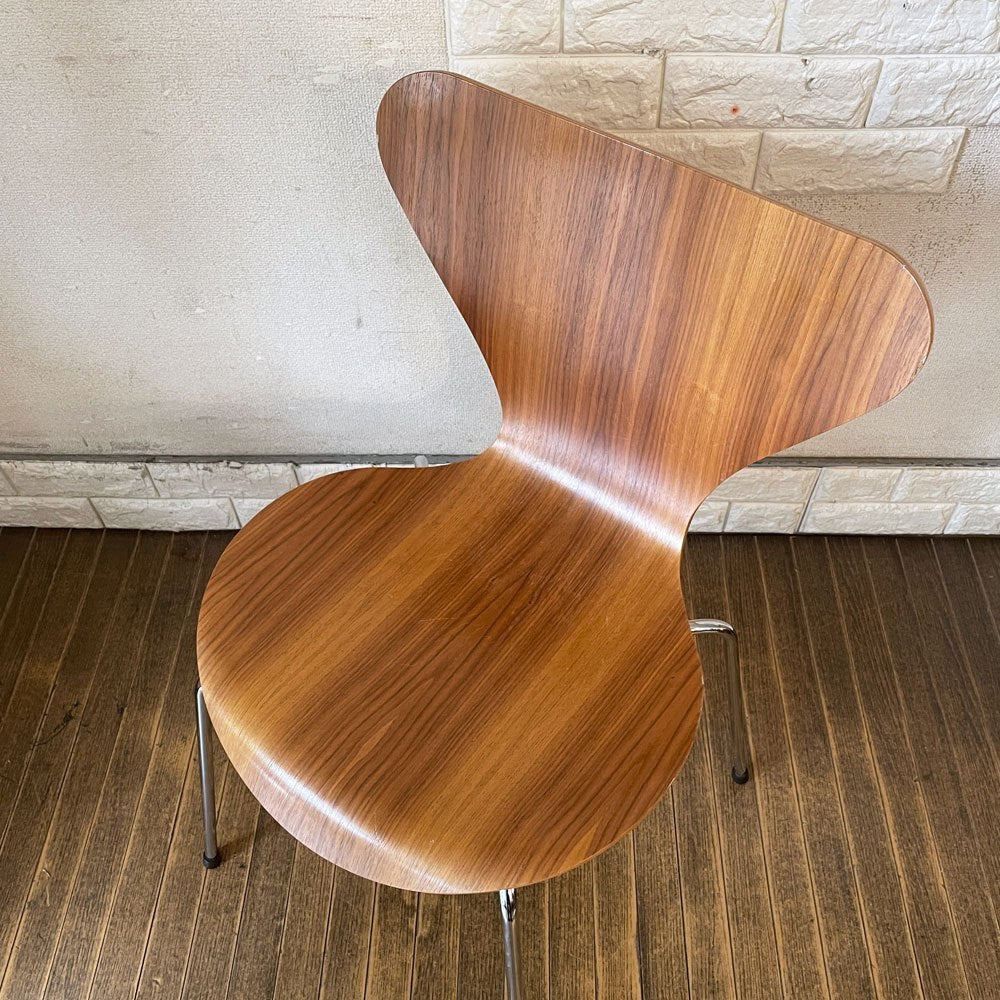 フリッツハンセン Fritz Hansen セブンチェア Seven Chair ダイニングチェア アルネヤコブセン Arne Jacobsen ウォールナット材 北欧家具 A ◎