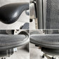 ハーマンミラー Herman Miller アーロンチェア  Aeron Chair タキシードメッシュ フル装備 Bサイズ ポスチャーフィット ポリッシュドアルミベース レザーアーム ビル・スタンフ ＆ ドン・チャドウィック ♪