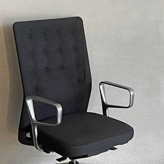 ヴィトラ vitra IDトリム ID Trim リングアーム オフィスチェア ハイバック ブラック アントニオ・チッテリオ 定価￥196,900- 現状品 ■