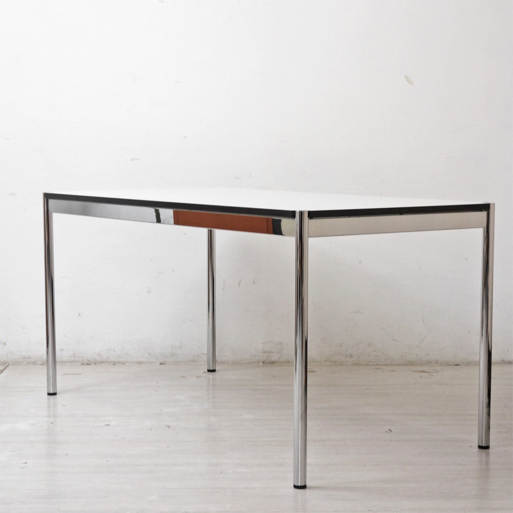 USMモジュラーファニチャー USM Haller USMハラーテーブル ワーキングデスク ダイニングテーブル W150×D75×H74cm アジャスター パールグレーラミネート(ホワイト) 高さ調整機能付 C ●