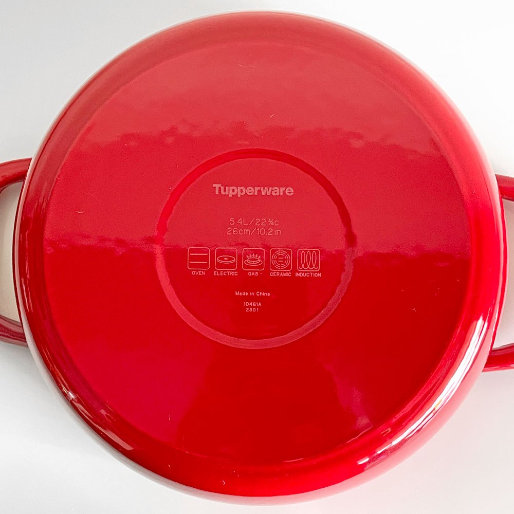 タッパーウェア Tupperware 両手鍋 26cm レッド 鋳物 ホーロー 鋳鉄 日本未発売 ステンレス アメリカ IH対応 ■