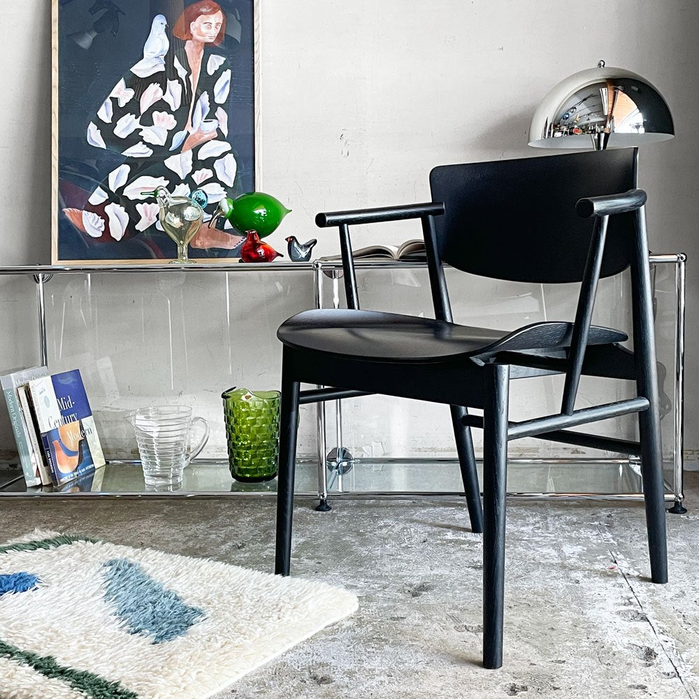 フリッツハンセン Fritz Hansen エヌゼロワン N01 ダイニングチェア アームチェア ブラック オーク無垢材 佐藤オオキ nendo 参考定価￥139,480- ■