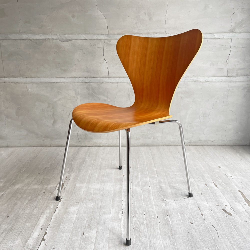 フリッツハンセン Fritz Hansen セブンチェア Seven Chair ダイニングチェア アルネヤコブセン Arne Jacobsen ナチュラルチェリー 北欧家具 A ♪