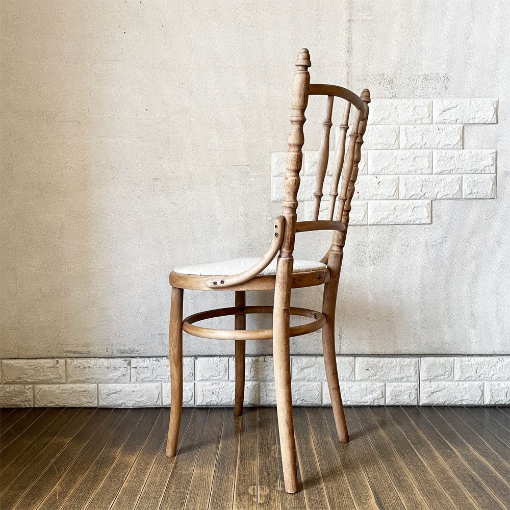 ヨーロピアンビンテージ European Vintage ベントウッドチェア ダイニングチェア スピンドルバック ファブリック座面 krank marcello購入品 ◎