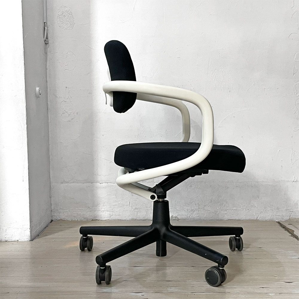 ヴィトラ vitra オールスター Allstar オフィスチェア デスクチェア ホワイト × ブラック ファブリック コンスタンチン・グルチッチ 参考定価￥163,900- ★