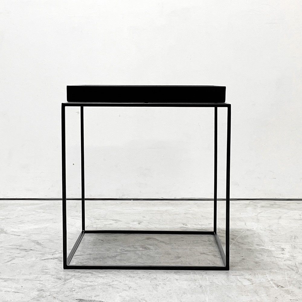 ヘイ HAY トレイテーブル Tray Table コーヒーテーブル センターテーブル Mサイズ ブラック W40cm スクエア 2Way 北欧 デンマーク モダン 定価￥42,900- C●