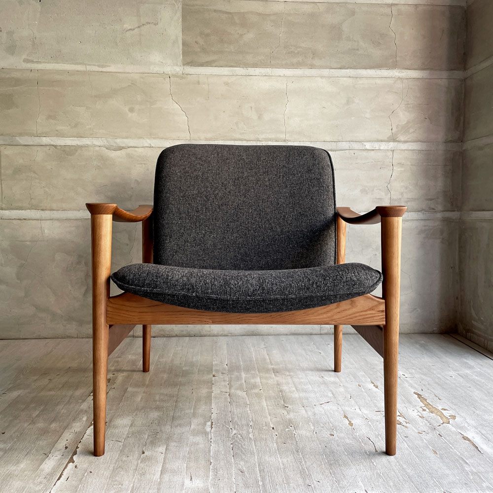 クラッシュゲート CRASH GATE ノル NOR マルコ MARCO ラウンジチェア 関家具 北欧 モダン 展示未使用品 定価￥77,000-♪