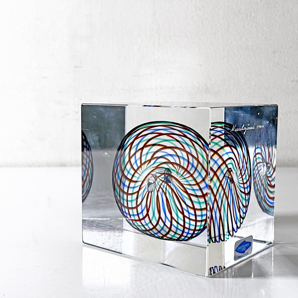 ヌータヤルヴィ Nuutajarvi イッタラ iittala アニュアルキューブ  Annual Cube 1994 オイバ・トイッカ 585/2000 北欧雑貨 ビンテージ 希少 ■