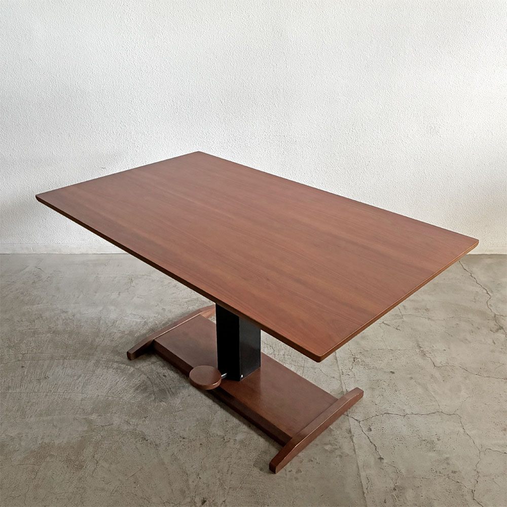 シギヤマ家具 SHIGIYAMA ウォールライフ WAL LIFE ダイニングテーブル ウォールナット材 W135cm ガス圧昇降 参考定価￥137,500- 〓