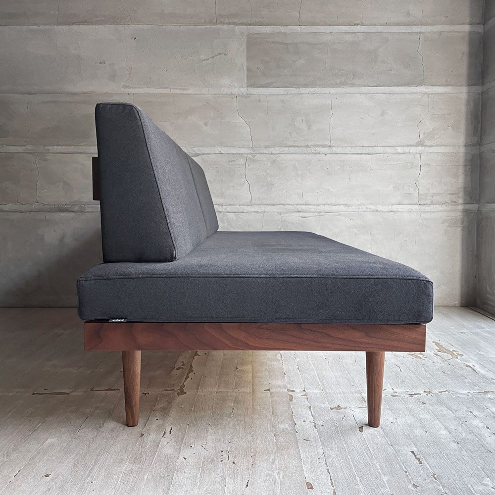 カーフ karf モジュラー ソファベッド Modular Sofa Bed W160 タイプA サイドクッション付き デイベッド 2Pソファ 2人掛け フルカバーリング ウォールナット材 参考定価￥324,500～ ♪