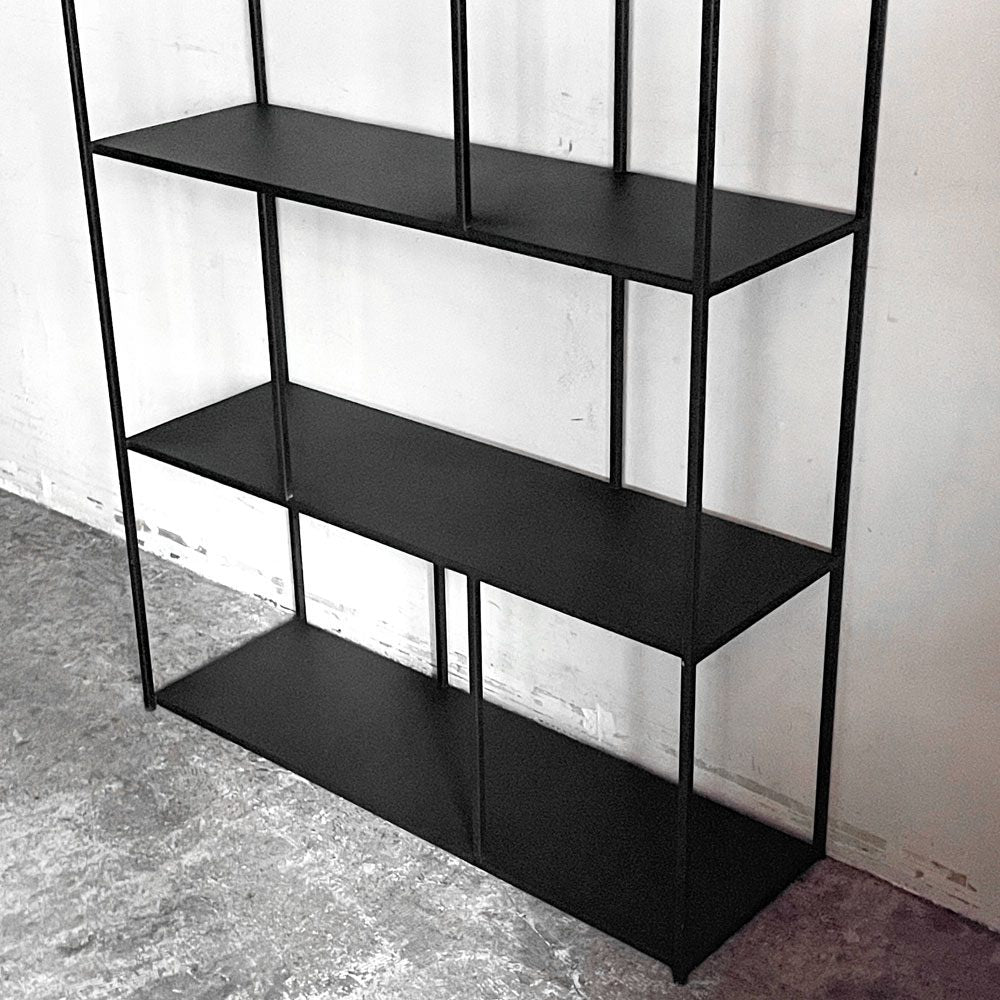 モーダエンカーサ moda en casa グリロ シェルフ トール GRILLO shelf tall 本棚 飾り棚 ディスプレイラック モダンデザイン■