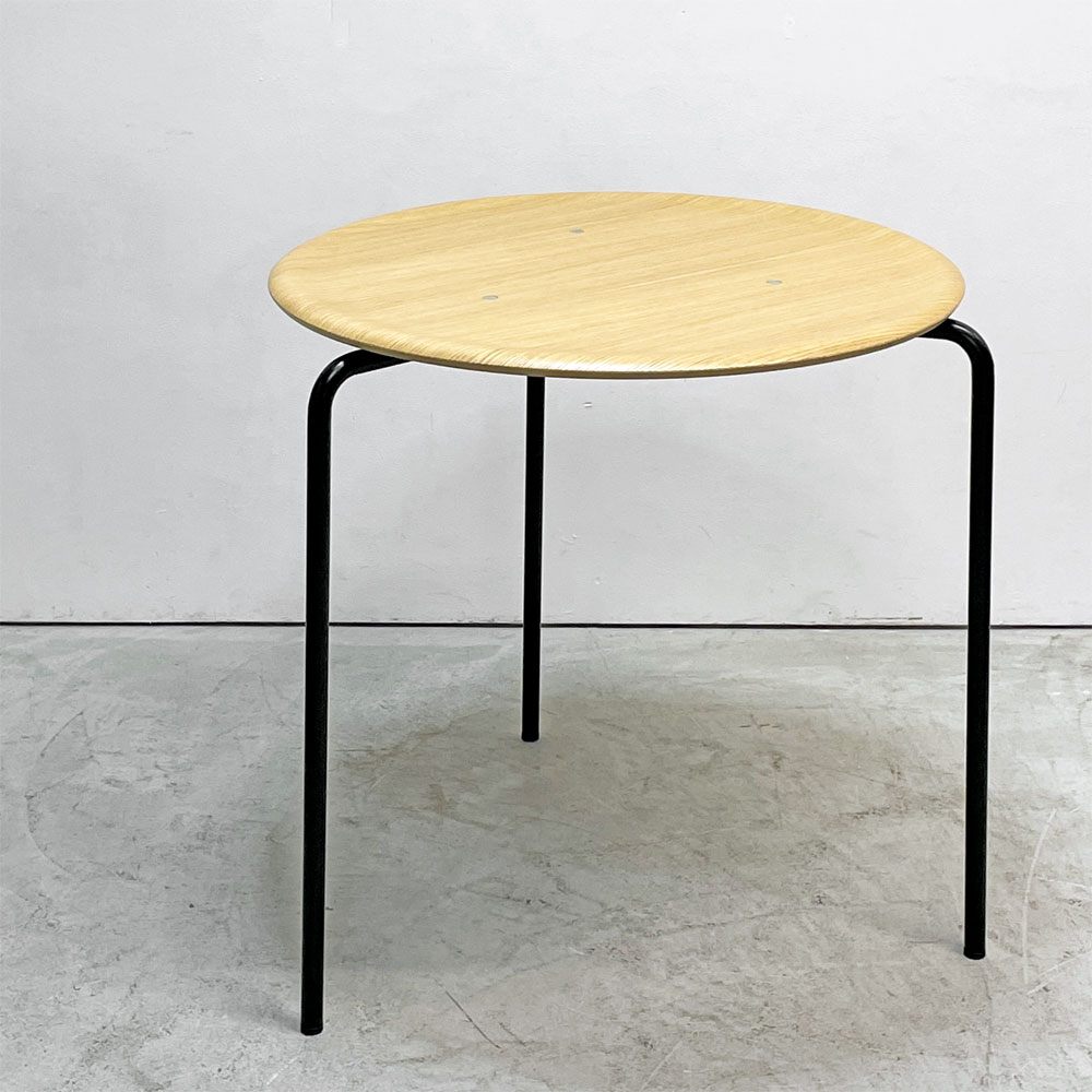 エンゲルブレヒト Engelbrechts ケヴィ KEVI 2010 ダイニングテーブル オーク材 プライウッド カフェテーブル 70cm 3本脚 ヨルゲン・ラスムッセン デンマーク 未使用品 A ●