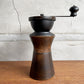 モクネジ Mokuneji × カリタ Kalita COFFEE MILL URUSHI KURO コーヒーミル 手動 木製 漆塗り 専用ミルカバー付 合計定価￥37,180- ♪