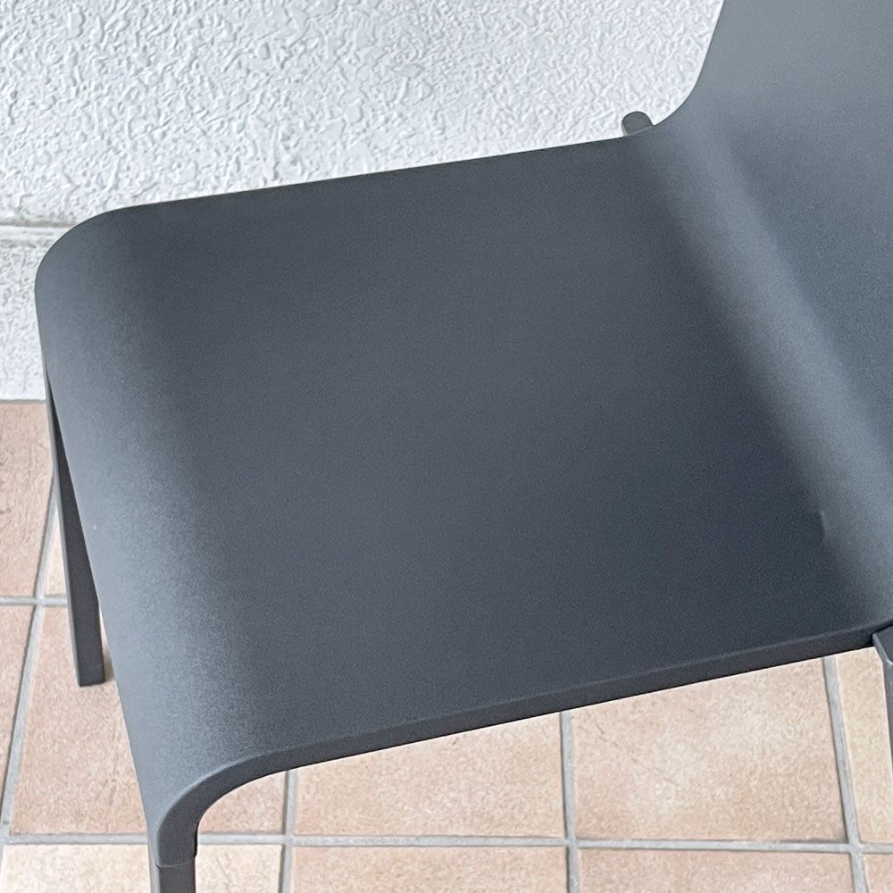 ヴィトラ vitra. ゼロスリー .03 ダイニングチェア スタッキングチェア マールテン・ヴァン・セーヴェレン Maarten Van Severen ブラック A ◇