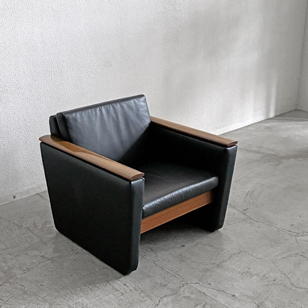 オーダーファニチャー Custom made furniture 木製フレーム ソファ ラウンジチェア ブラック PVCレザー ミッドセンチュリーデザイン 〓